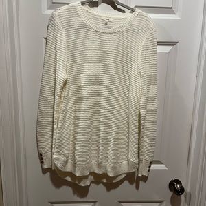 Maurice’s white ribbed sweater